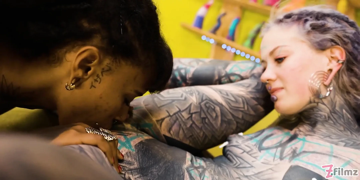 Tattoo Lesbians Hard Fuck with Strap-on - Squirting and Piss