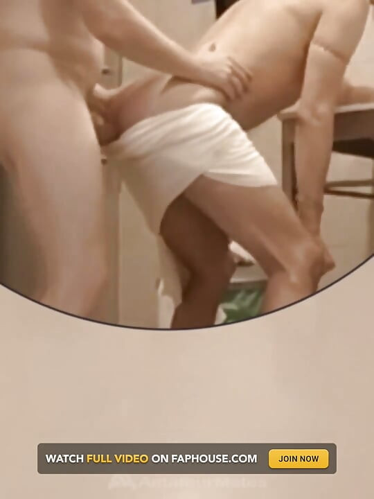 Quick and Risky Bareback Fuck in the Pool's Public Toilet - Almost Caught