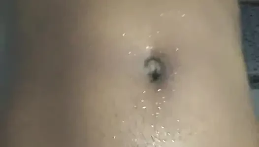 Si cantik kulit hitam lagi asik mainin tubuh aduhainya dengan ganas
