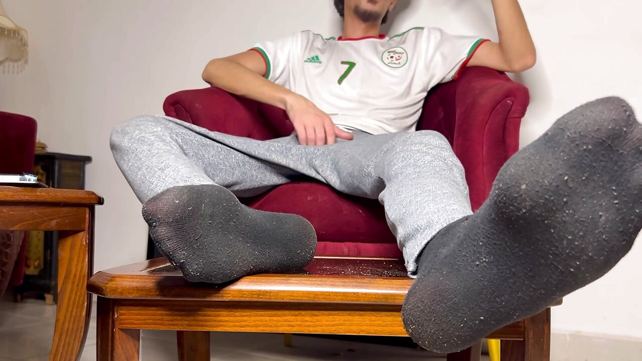 Worship My Sweaty Feet off a Football Game While Smoking a Cig