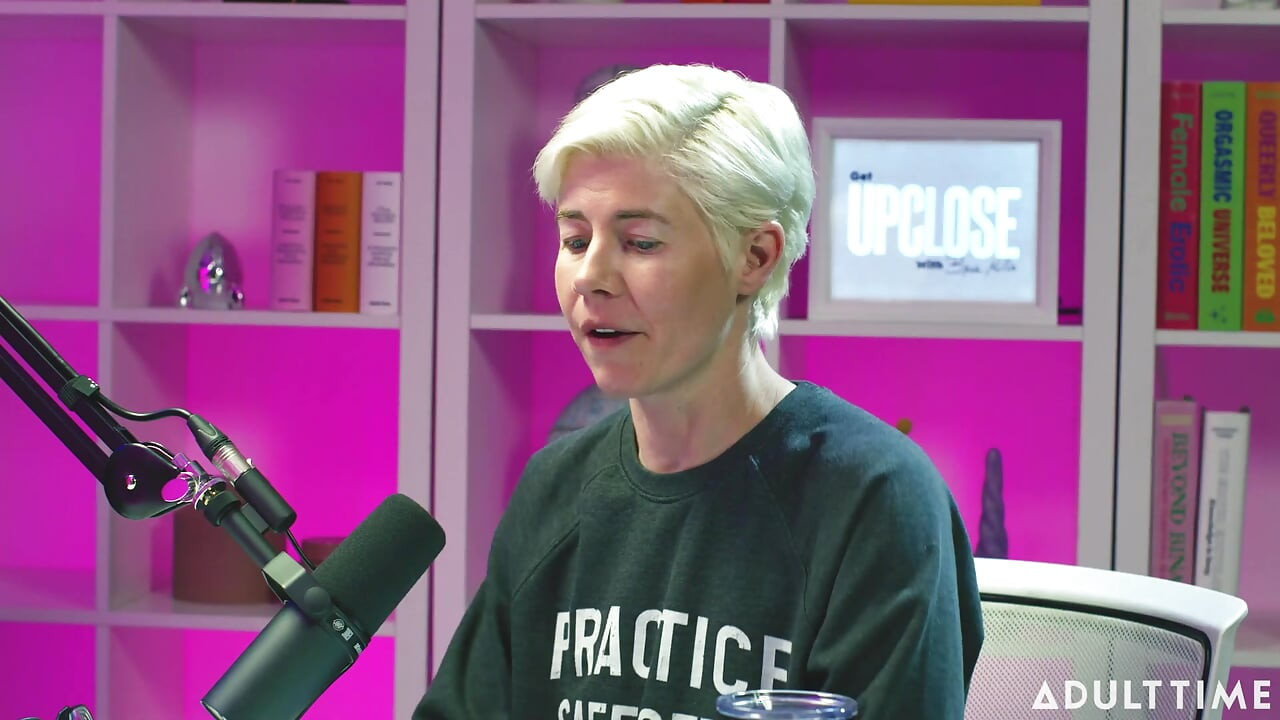 Blake Blossom: Brainrot, Facetune, & Futanari | the Adult Time Podcast