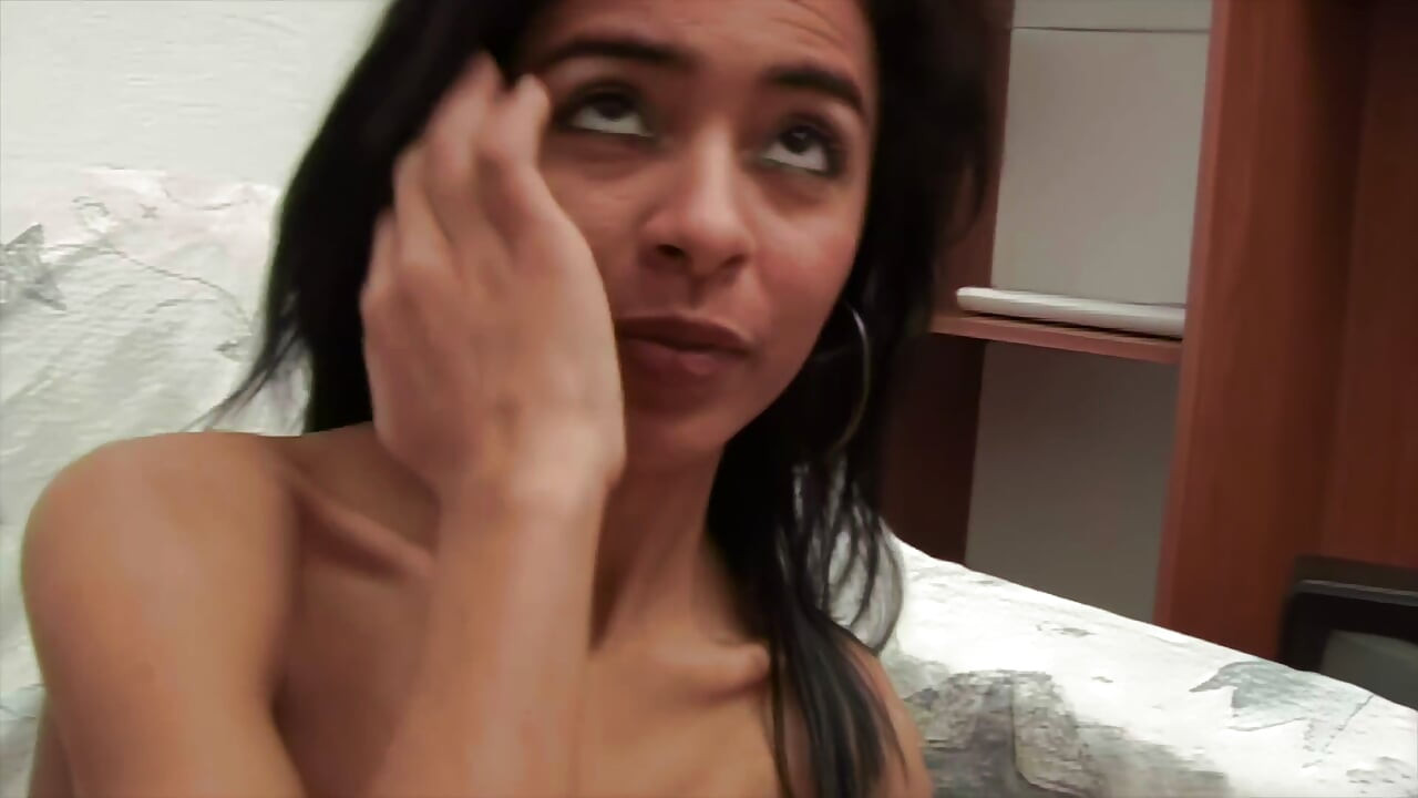 Morettina Zieht Sich Beim Casting Aus, Bevor Sie Einen Guten Blowjob Gibt