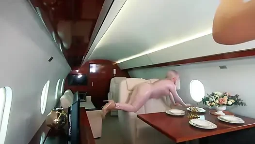 Dari belakang panggung dari sesi pemotretan, 4 catsuit dan fly jet photoshoot