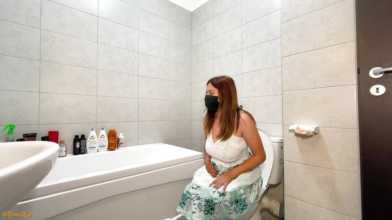 Life with Your Gassy Girlfriend: a Day Full of Farts 4K