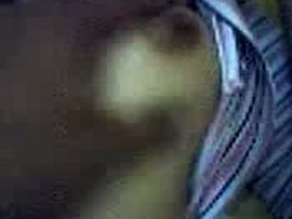 Malaio - closeup de buceta antes do sexo