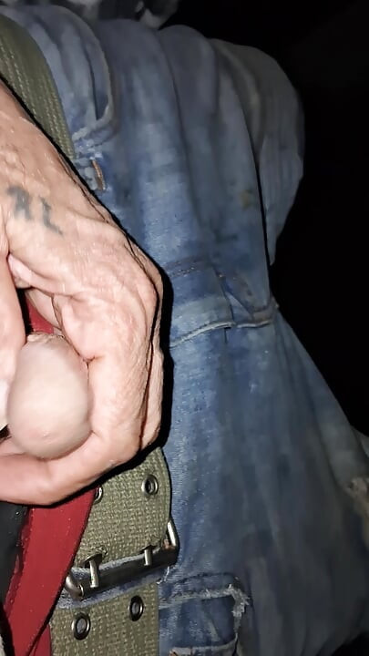 So  horny need some love in a three some