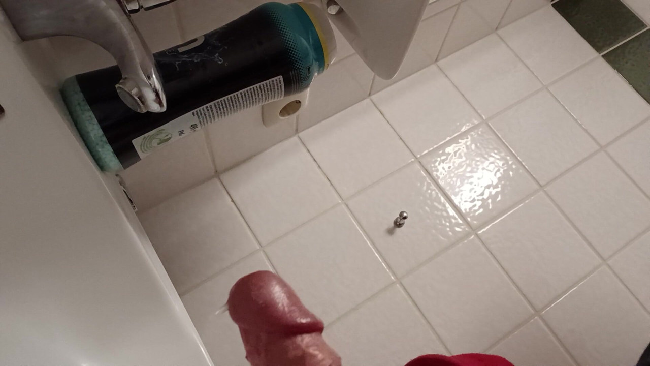 german boy huge cumshot .