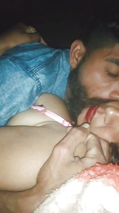 Nevasta mea sexy și frumoasă, Roshni, face sex cu mine și se bucură
