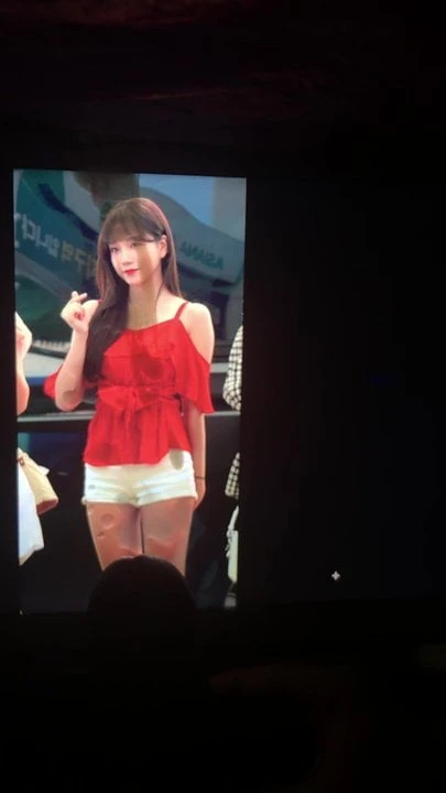 IZONE Jo Yuri cumtribute