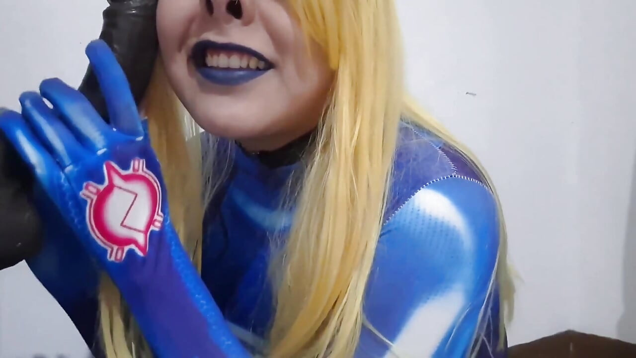 Cute Samus Femboy with BDSM Nosehook Giving a Sloppy Blowjob to BBC Dildo, Deepthroat, and Eating Semen