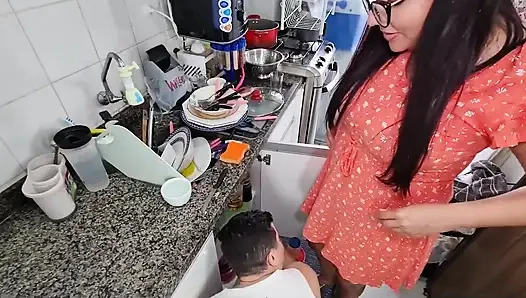 Istri hot yang nakal lagi ngentot