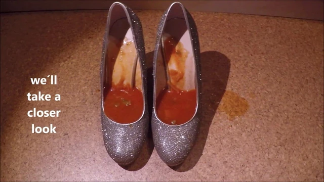 Chinese soup in High Heels