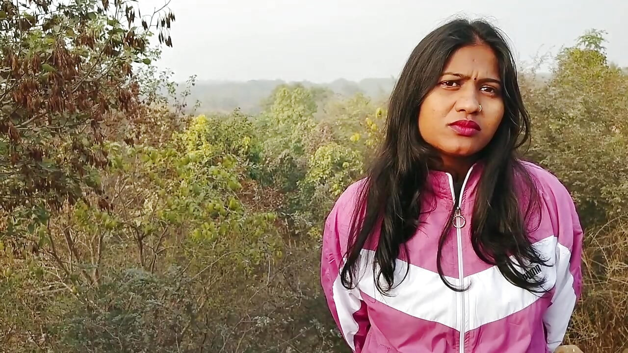 Geile bengalische sekretärin fickt ihren chef in Delhi, um ihre sexy figur aufrechtzuerhalten