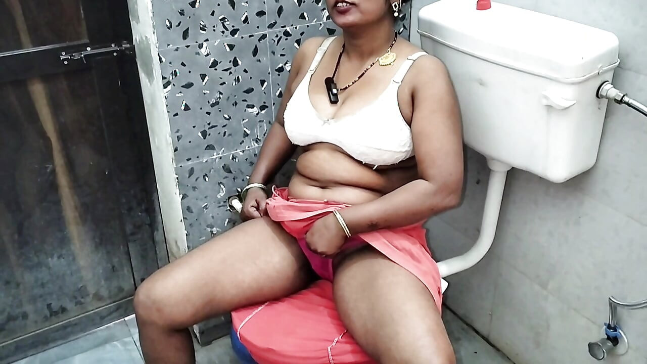 Garam Mood Aur Bathroom Ka Romance 💦 | Bhabhi Ki Shararat