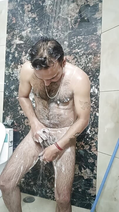 Indian desi police officer get sucked and shower with neighbour and army officer