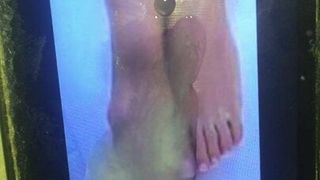 Сперма на смачні сексуальні ноги halinka wisniewka