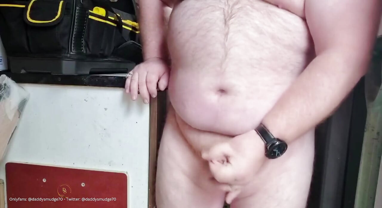 Daddy Cums in Shed
