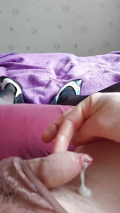 Tiny-clit Sissygasm with Magic Wand