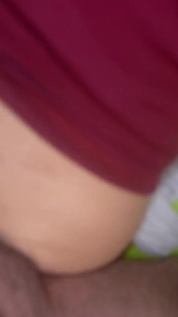 Morate vidjeti trenutak iz "MUŽ MI DAJE JAKO TVRD ANAL ZA MOJU USKU GUZICU"