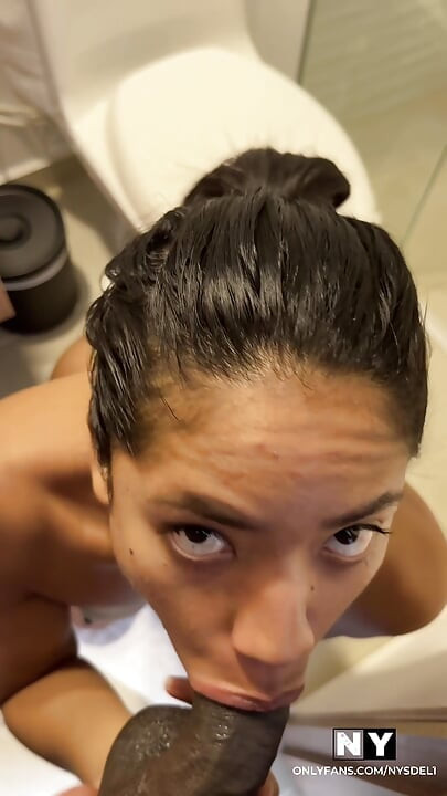 Blowjob Pov with BBC in the bathroom -amateur couple- nysdel