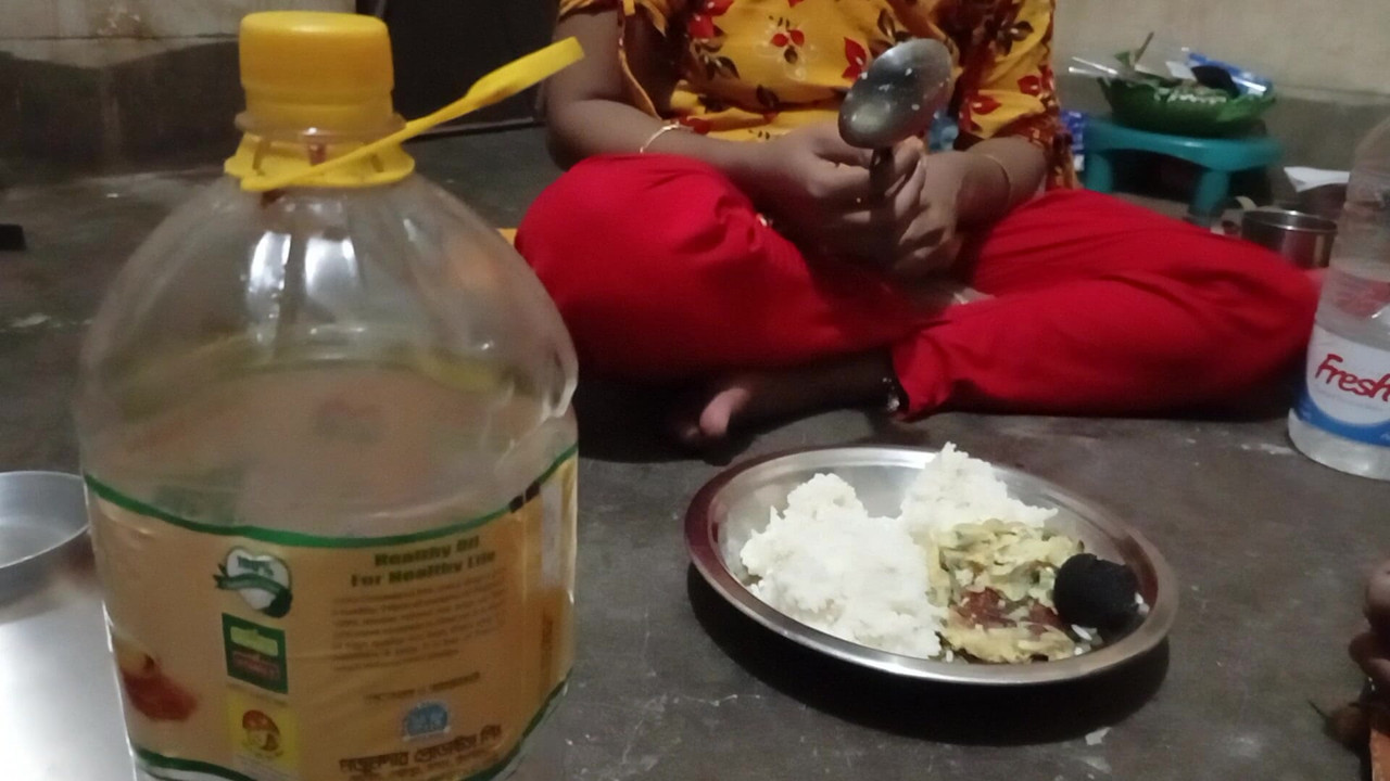 I cooked, if anyone wants to eat my video or see my video, visit my profile