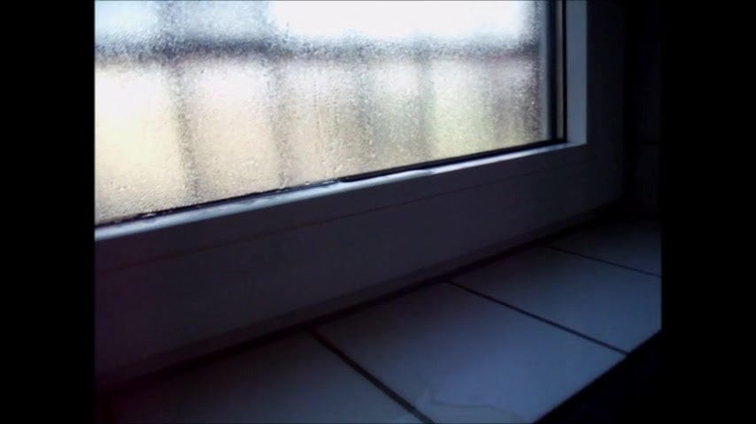 peeing, pissen, daneben gepisst
