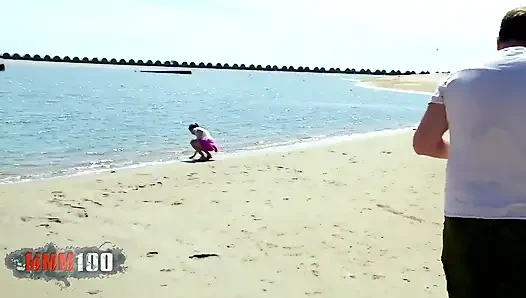 Эту маленькую грязную крошку собираются тщательно трахнуть