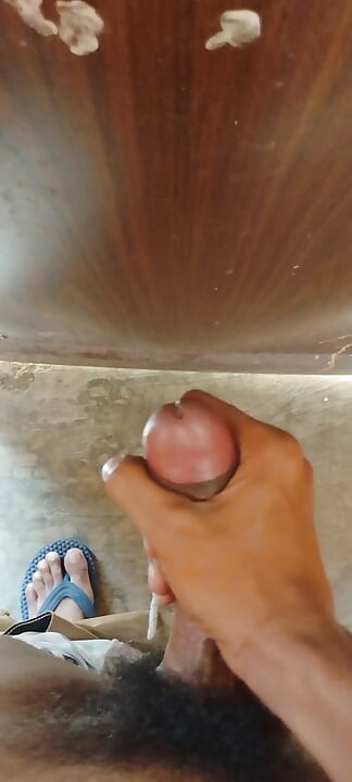Jerkin cumshot