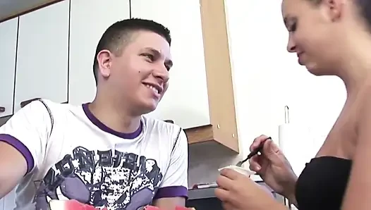 Küche fickt seine stieftante