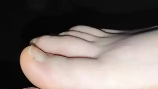Rubbing cock on sexy toes, no cum shot, sexy feet