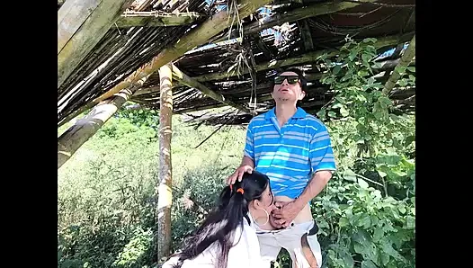 Alter motorradfahrer leckt lecker die muschi seiner schönen vollbusigen stieftochter
