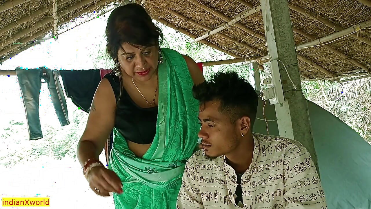 Sex în serial web hindi!