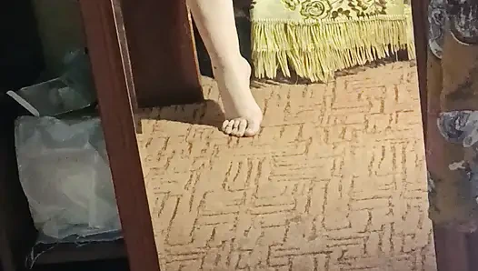 Bakış açısı sıkı amcık ve dildo, ev yapımı mastürbasyon