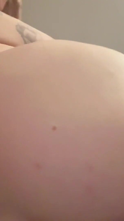 Ts Diana Deelight let’s her lover use the big dildo on her | Clip 1