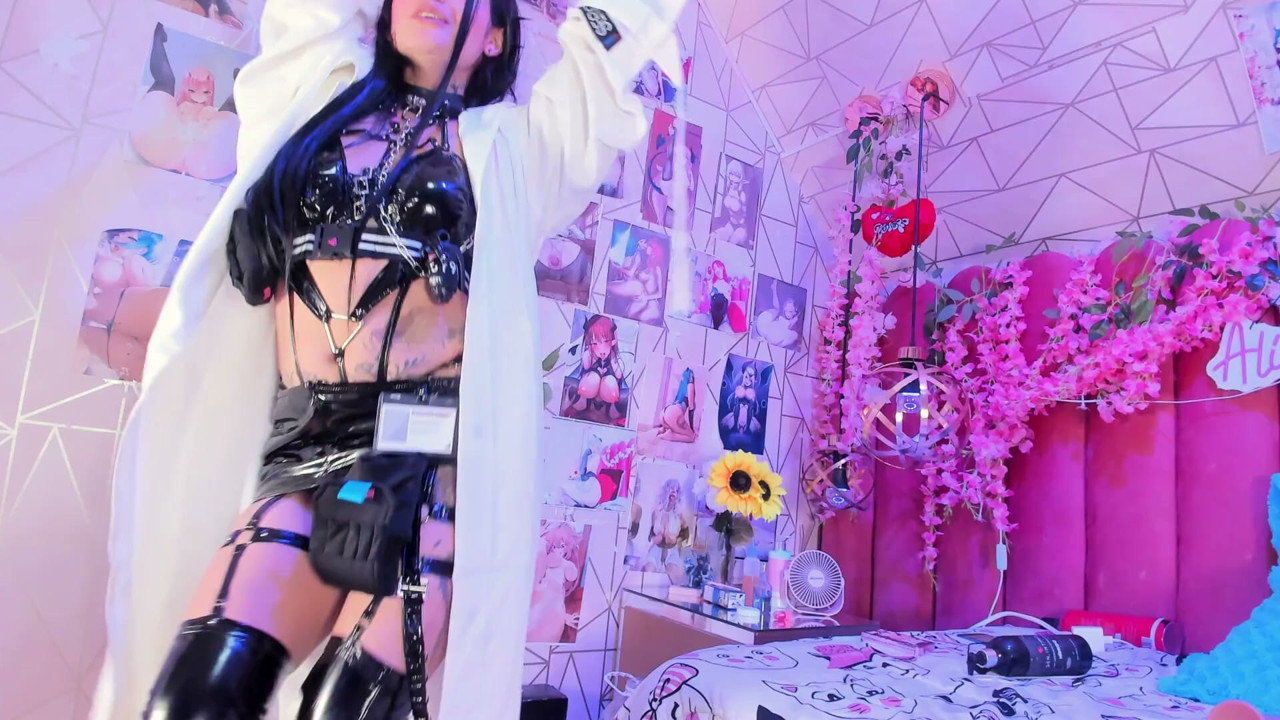 kinky webcam stream