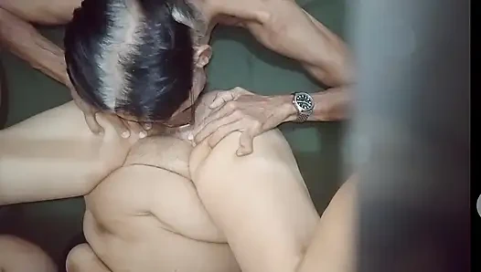 Azgın karımın ıslak ve sıkı amını yalıyorum