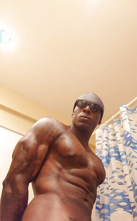 BBC Worship Hallelujah Johnson ( Open Your Mouth and Suck on Dick ) Tall Dark Chocolate Muscles Tattoos Hairy BBC Hallelujah Joh
