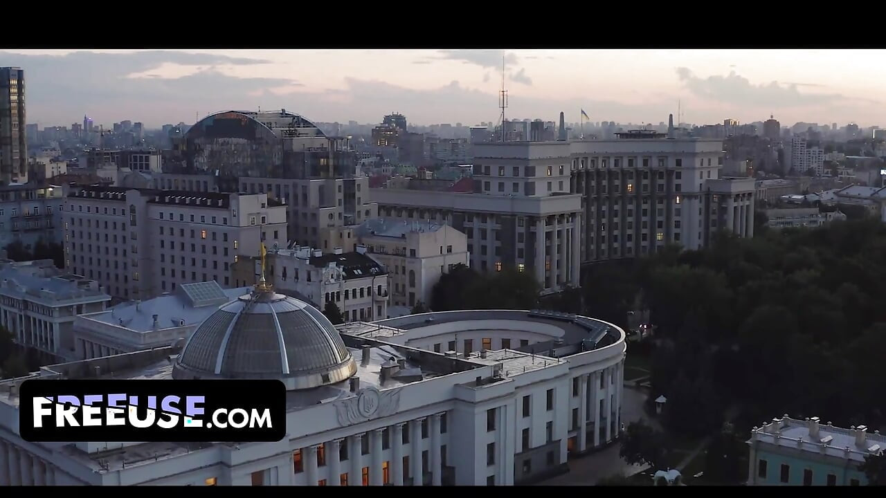 Kate Dalia wymaga, aby Donnie ją wypełnić w ostatecznym eksperymencie hodowlanym