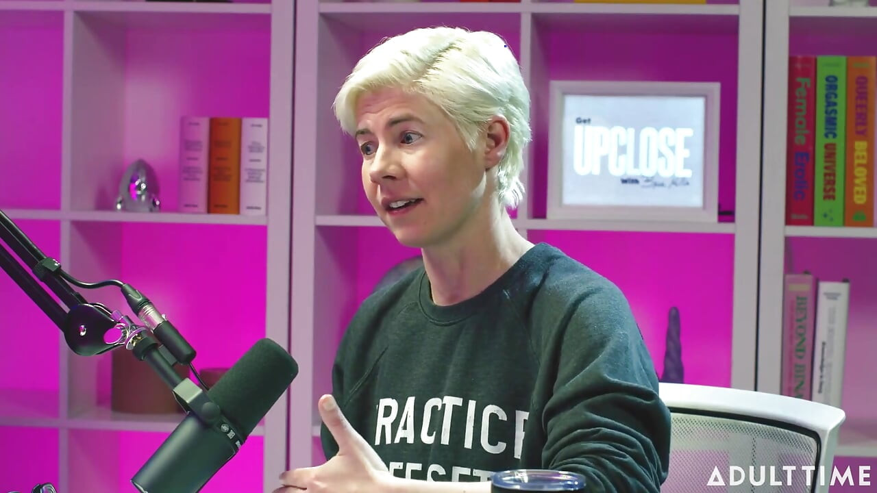 Blake Blossom: Brainrot, Facetune és Futanari a felnőtt idő podcast