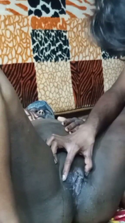 Indian Desi Bhabhi Apne Devar Ke Saath Kiya Chudai Desi Bhabhi Fuck With Her Brother In Law Your Shona | Clip 2