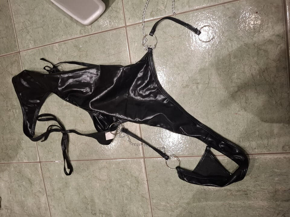 Kiedy mamuśka zachowuje się źle, mistrz szczęśliwy w środku.