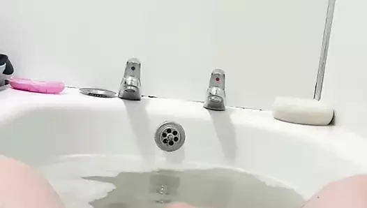 Canavar döl fışkırtıyor