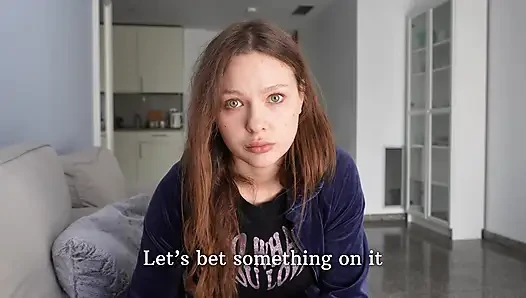 Kakak tiri tidak tahu bagaimana harus berhenti. Bermain kartu dengan saudara tiri Anda