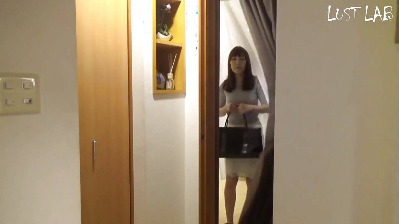 POV - Csak nők számára fenntartott olajos masszázsszalon - B