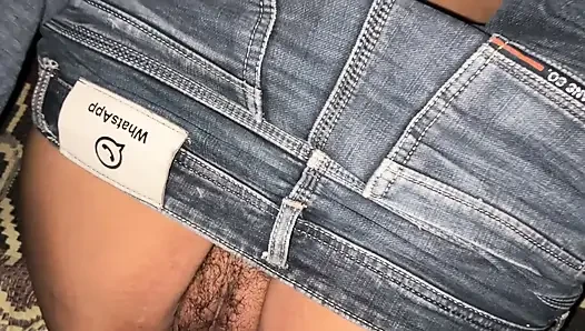 Gadis kampus memek sempit desi India disetubuhi oleh saudara tiri