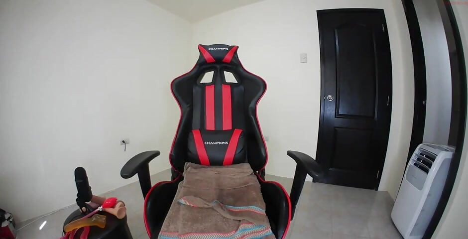 Big Pussy Big Pump