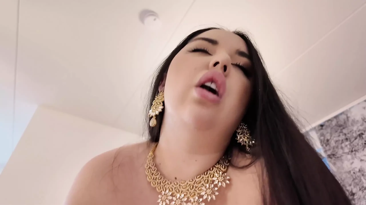 Hot Sex with Iranian Persian Big Ass Step-sister with Huge Cumshot in Her Mouth