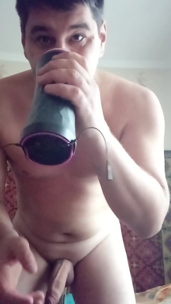 Emotivni trenutak iz "Moje seksualne igračke. Moja silikonska seks djevojka za seks igračku.  Volim lizati, seksualne igračke, Ja sam masturbacija"