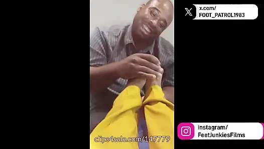 Nach der party gelbe verschwitzte stinkende sohlen