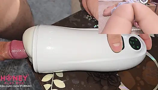 Webcamming with stepsister gone wrong! She let me masturbate watching her juicy pussy